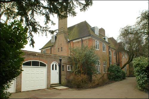 11 Constable Close
